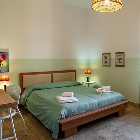 Masseria Agriturismo Il Sorriso Degli Ulivi - Dimora Di Charme Gallipolli Exteriör bild