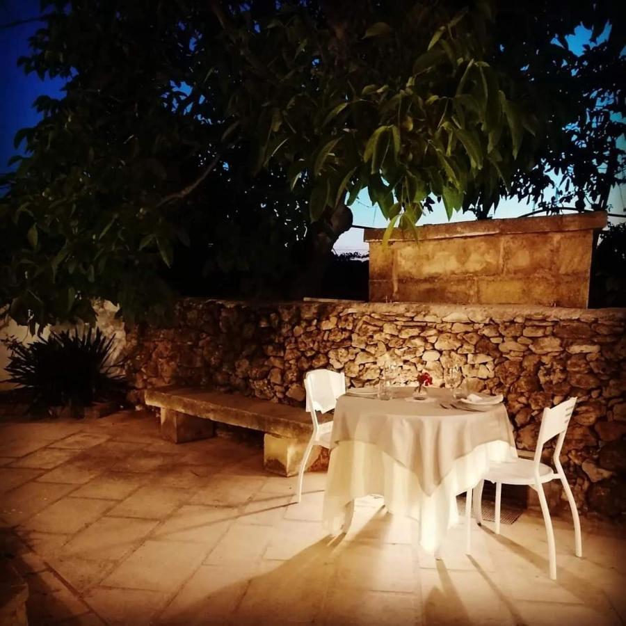 Masseria Agriturismo Il Sorriso Degli Ulivi - Dimora Di Charme Gallipolli Exteriör bild